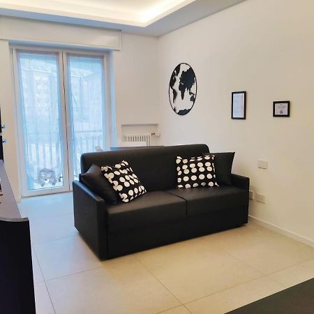 Alimagia Apartment เลคโค ภายนอก รูปภาพ