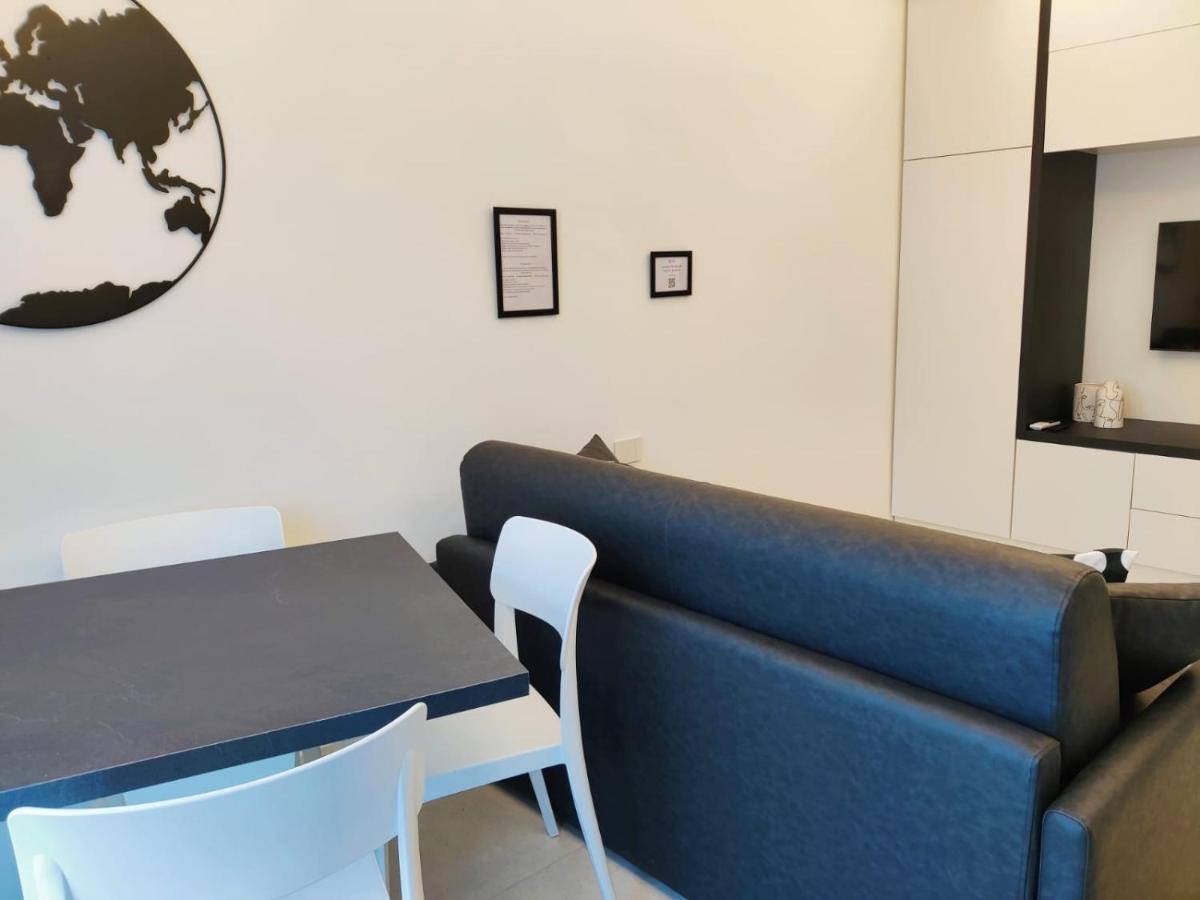 Alimagia Apartment เลคโค ภายนอก รูปภาพ
