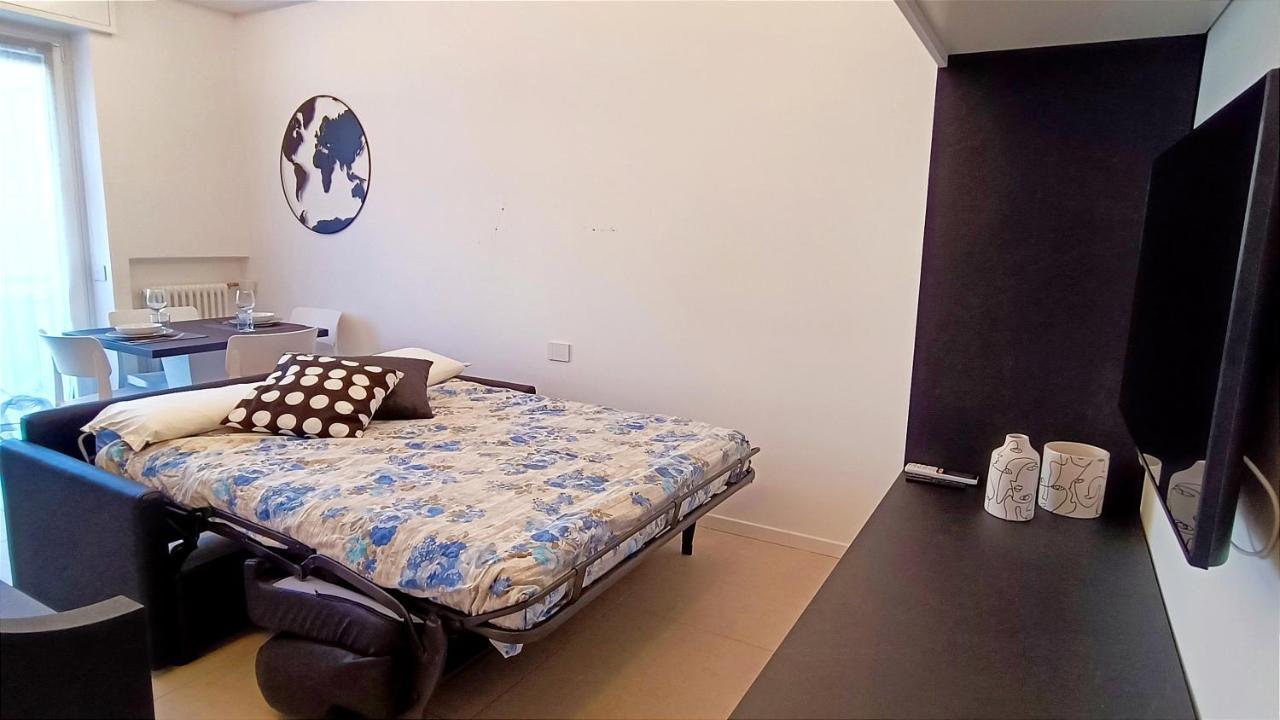 Alimagia Apartment เลคโค ภายนอก รูปภาพ